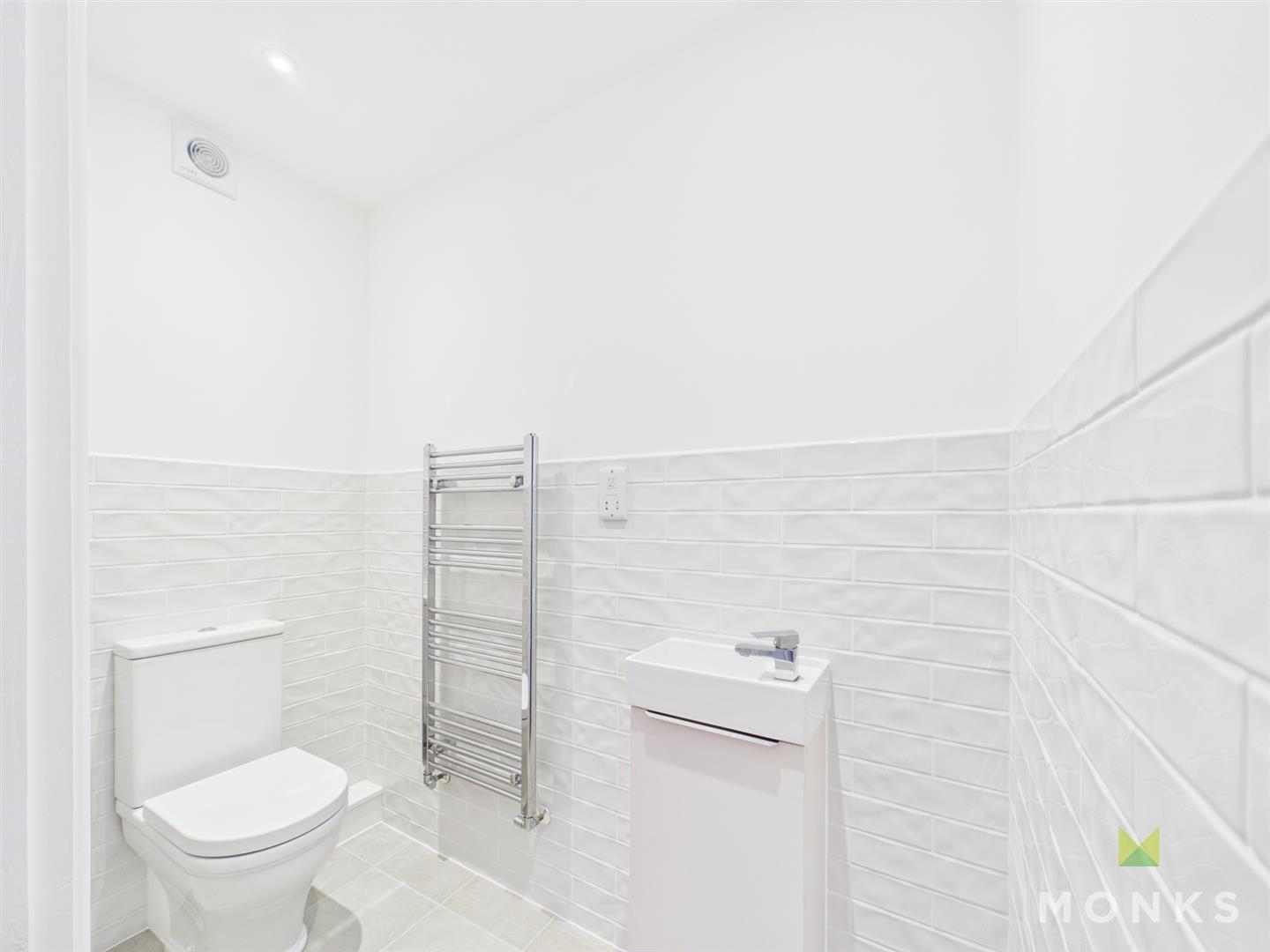 37 Gains Avenue, Shrewsbury, SY3 5AN For Sale